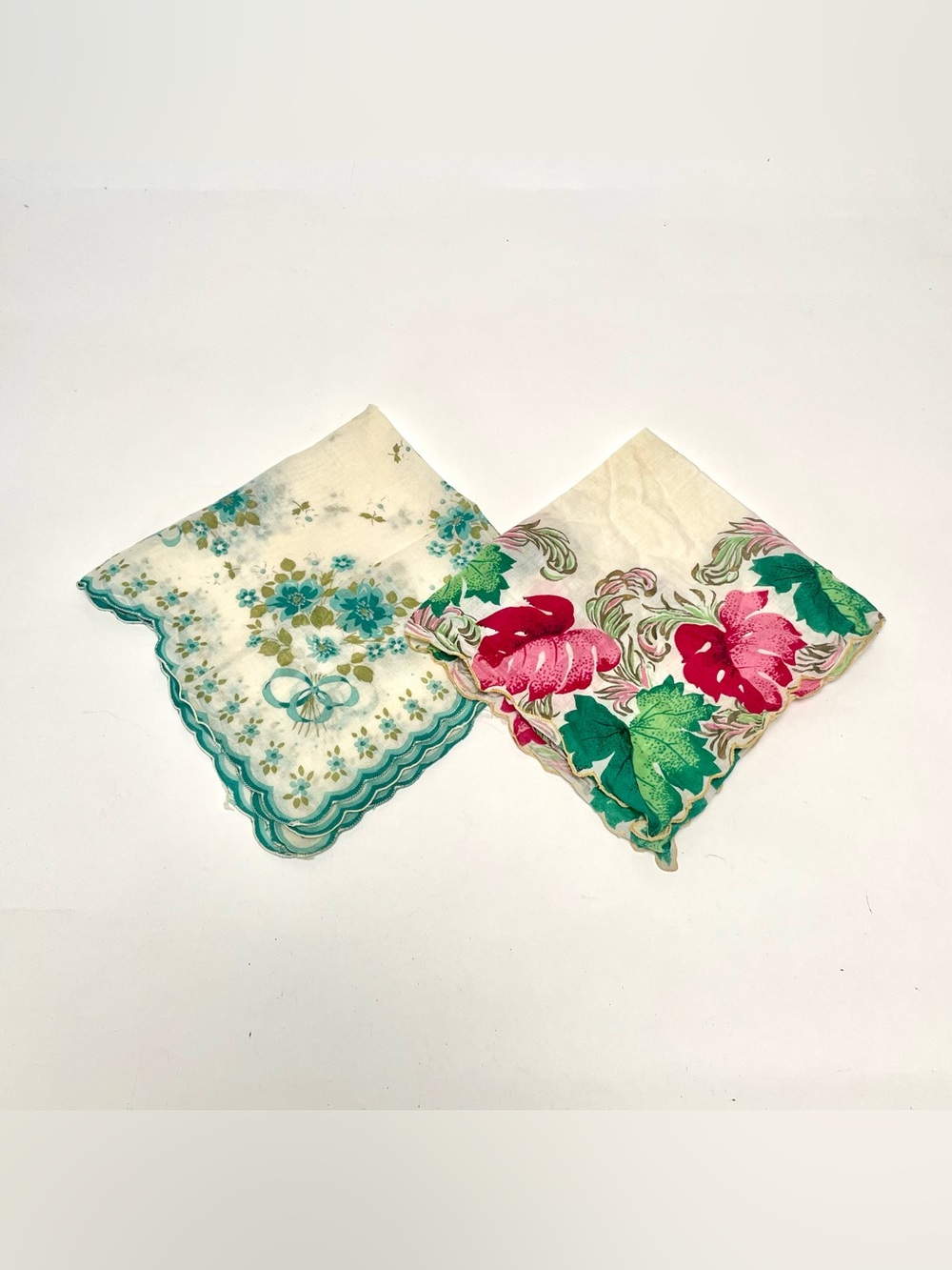 Lot of 10 Vintage Floral Handkerchiefs Hankies Rose Tulip Iris Lace Embroidered - Picture 8 of 13